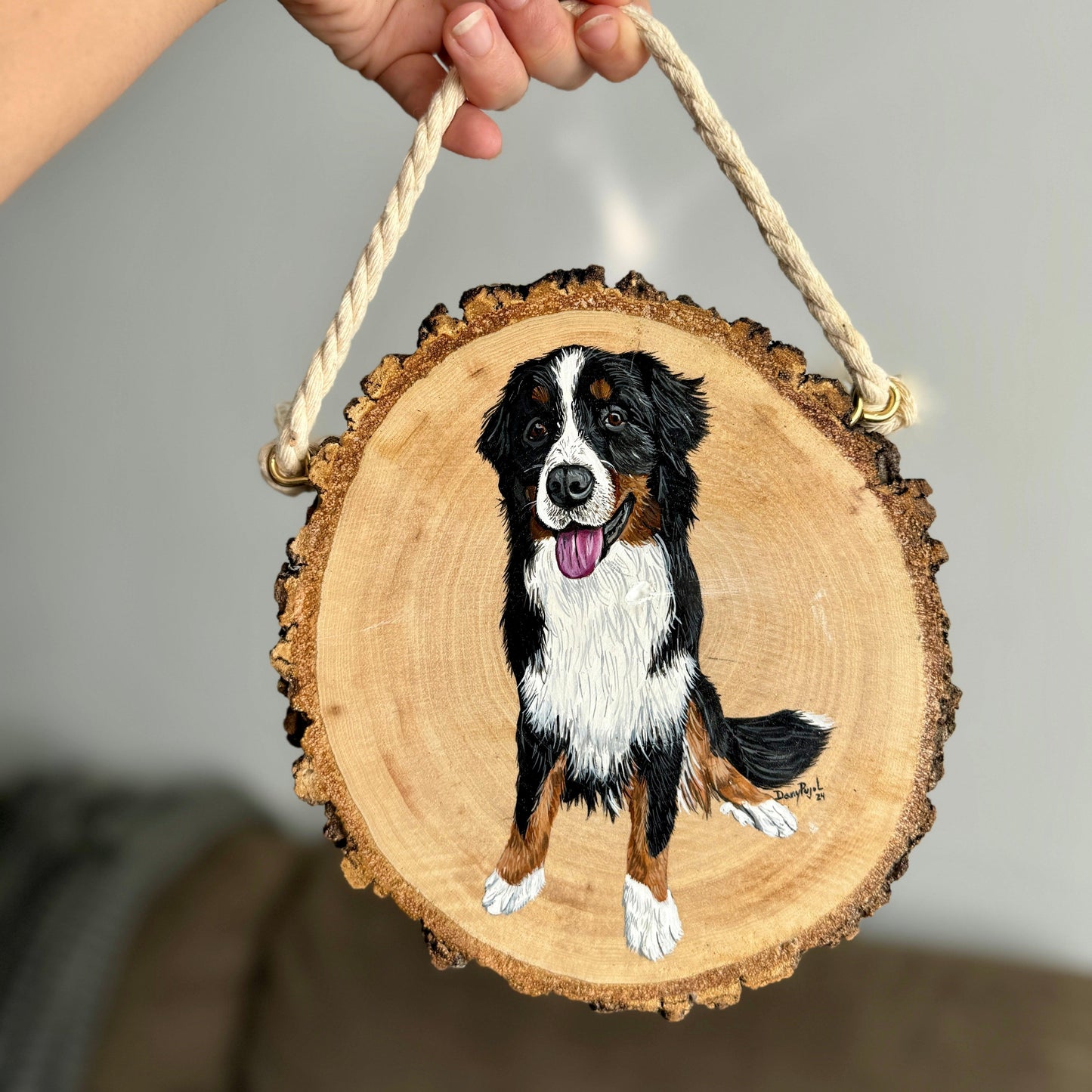 Retrato Mascota pintado en Rodaja Madera
