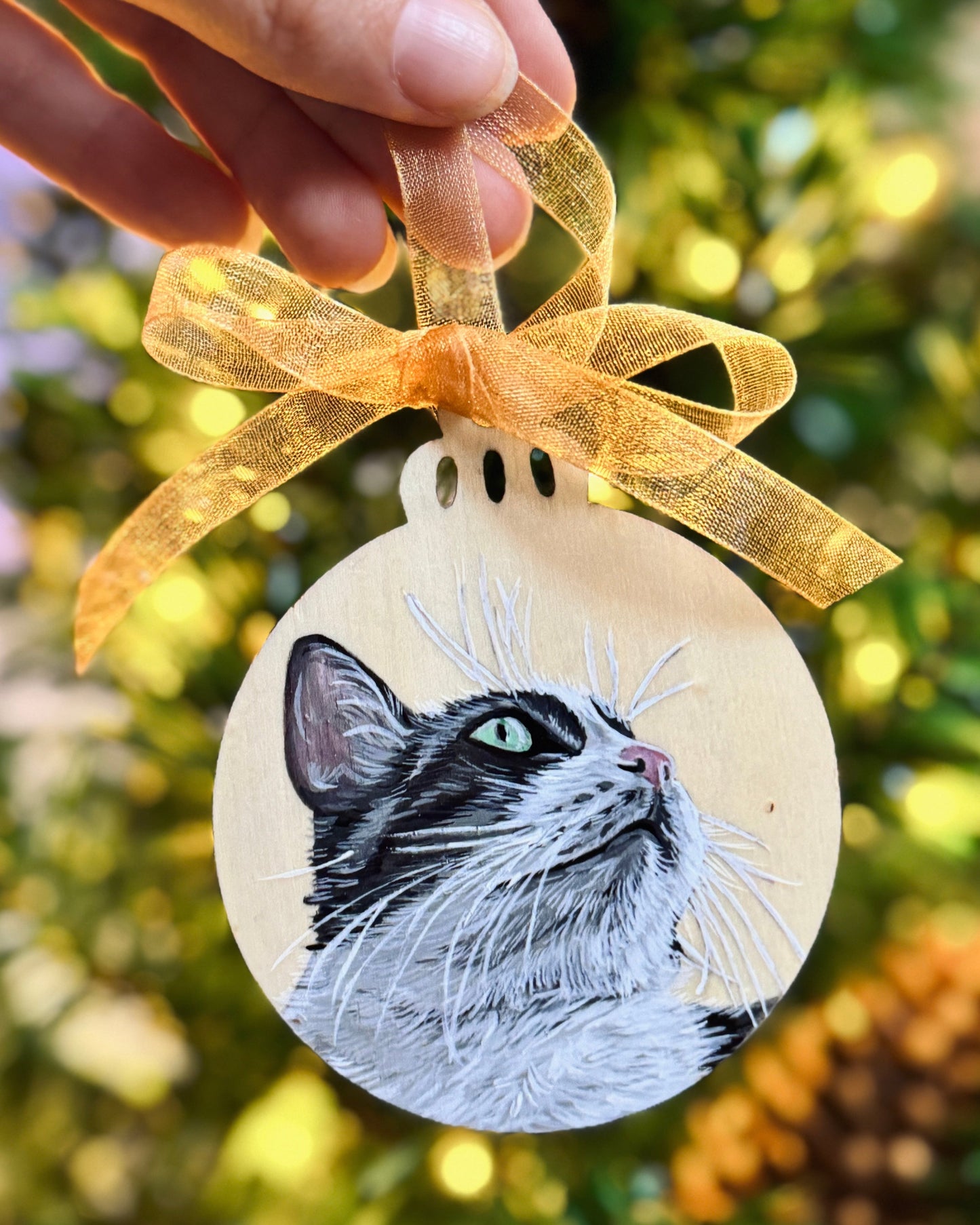Bola de navidad de madera con retrato de perro pintado a mano, color dorado, WoodDany