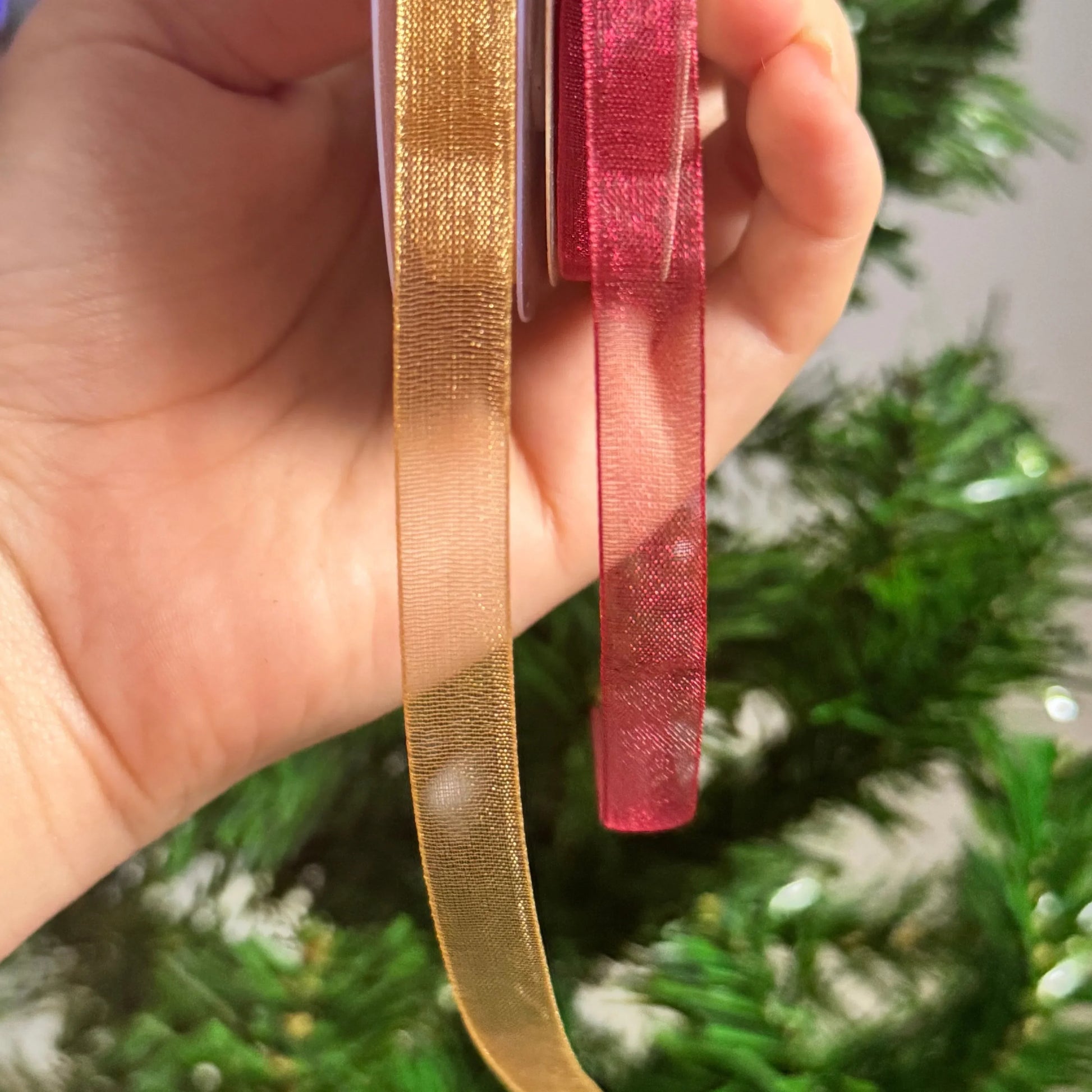 Cintas Dorada y Roja Bola de navidad