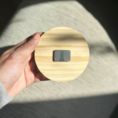 Imán de nevera pintado a mano - WoodDany