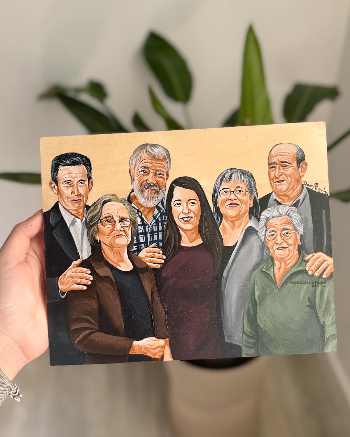 Lienzo de madera con retrato pintado a mano componiendo varias fotos, WoodDany