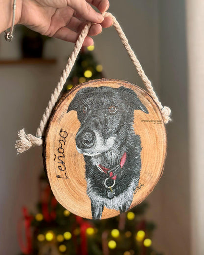 Rodaja de madera con retrato de mascota pintado a mano a partir de una foto, WoodDany